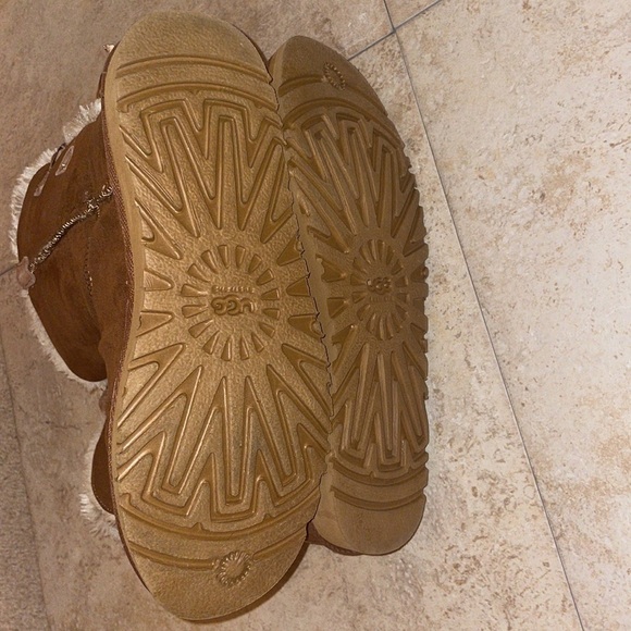 UGG Bailey Bow II NWOB Chestnut Brown Tan - Picture 10 of 10
